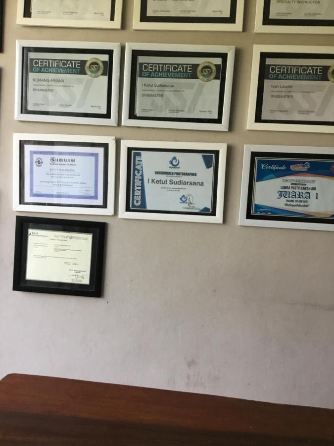 Blue Waves Hostel Amed Ambat Buitenkant foto